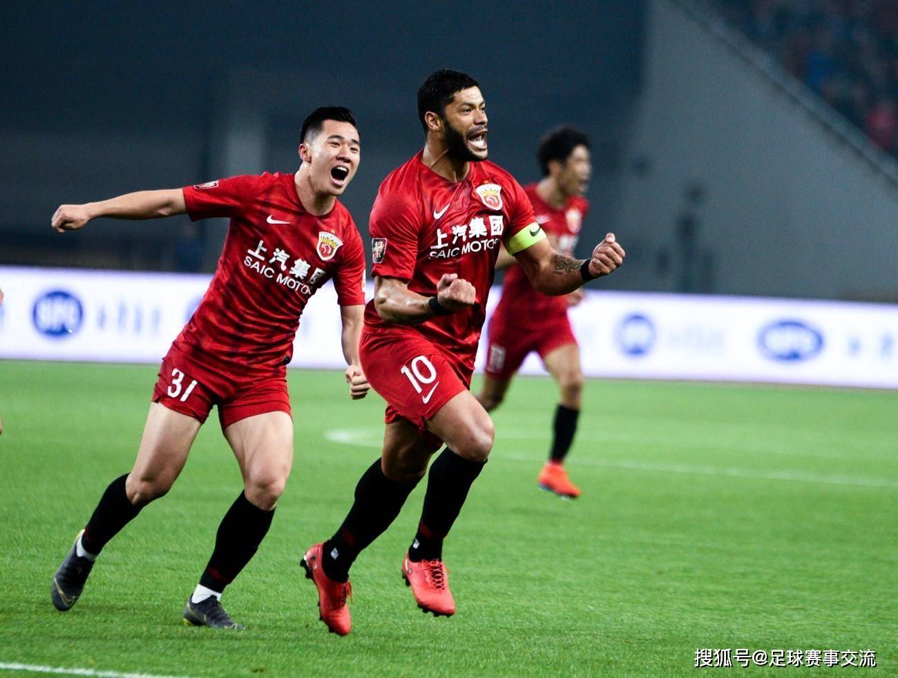 精彩绝伦的亚冠赛事瞬间，球队技术展现完美的简单介绍